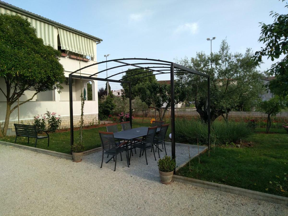 Apartment Vesna Veleniki 외부 사진