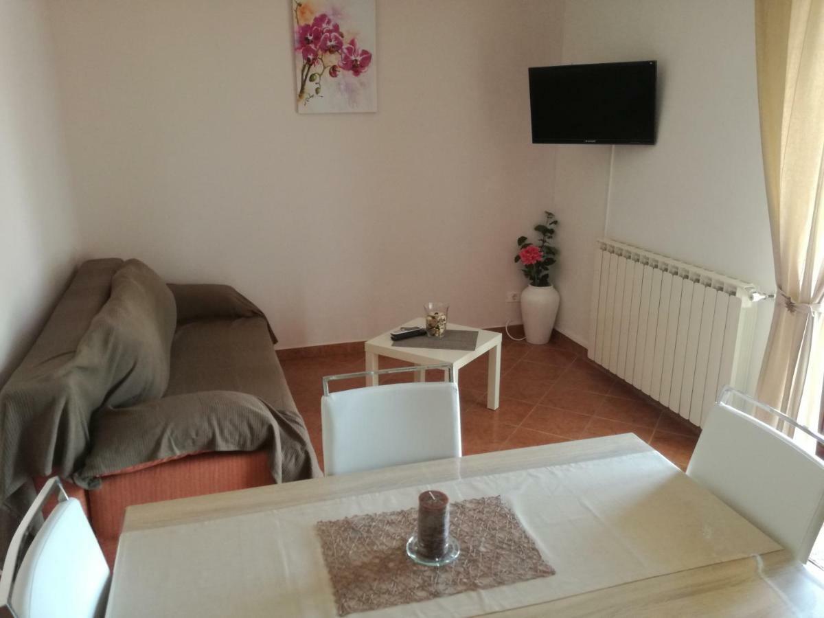Apartment Vesna Veleniki 외부 사진